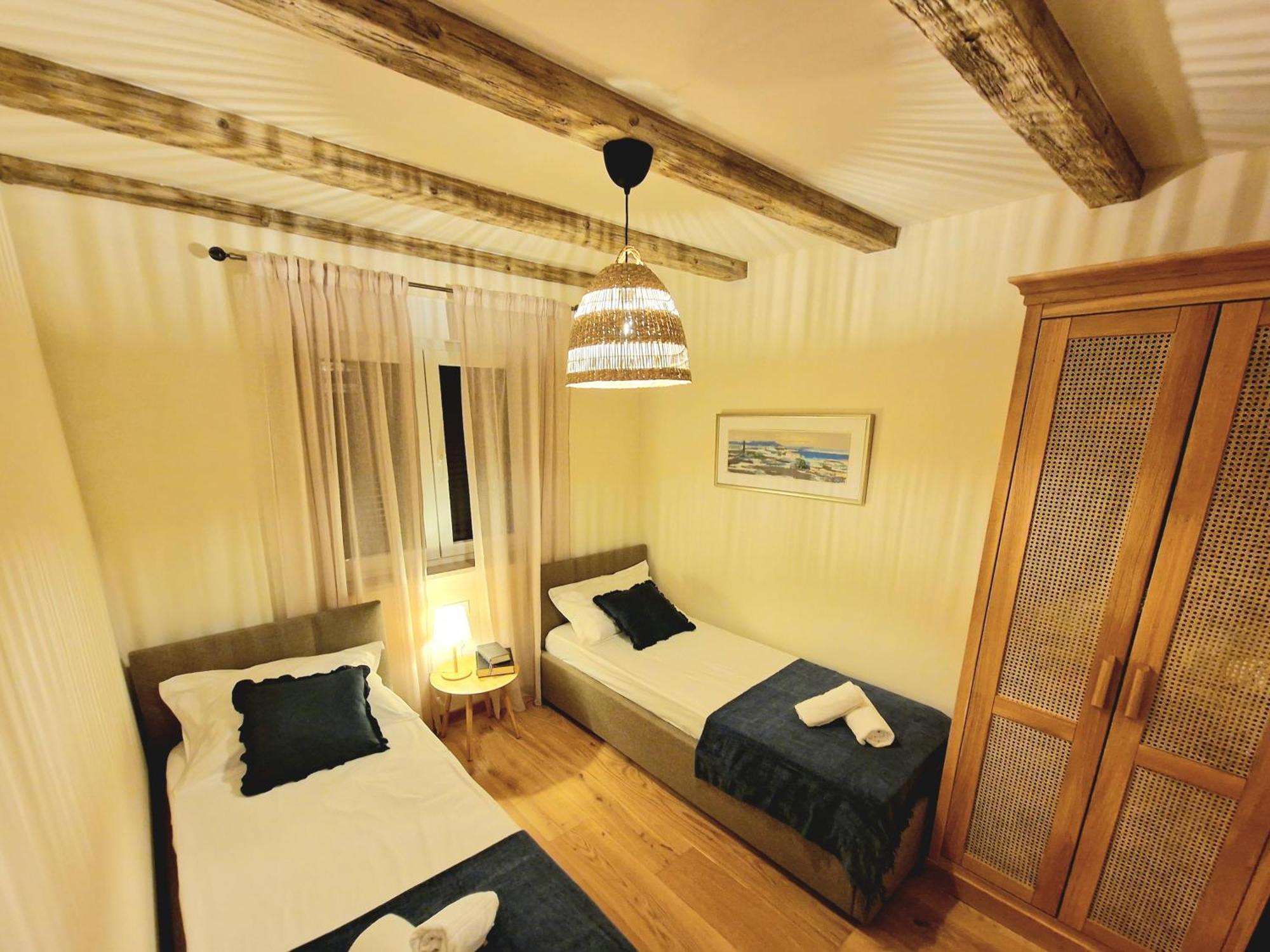 Apartment Mia La Verna Orebic Bagian luar foto